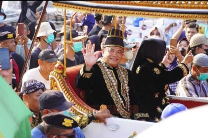 Bupati Pati Disoraki Warga saat Kirab Hari Jadi, Imbas Kenaikan PBB 250 Persen