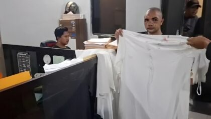 Viral: Pengantin Wanita Bercadar Ternyata Pria, Diamuk Massa di Ijab Kabul